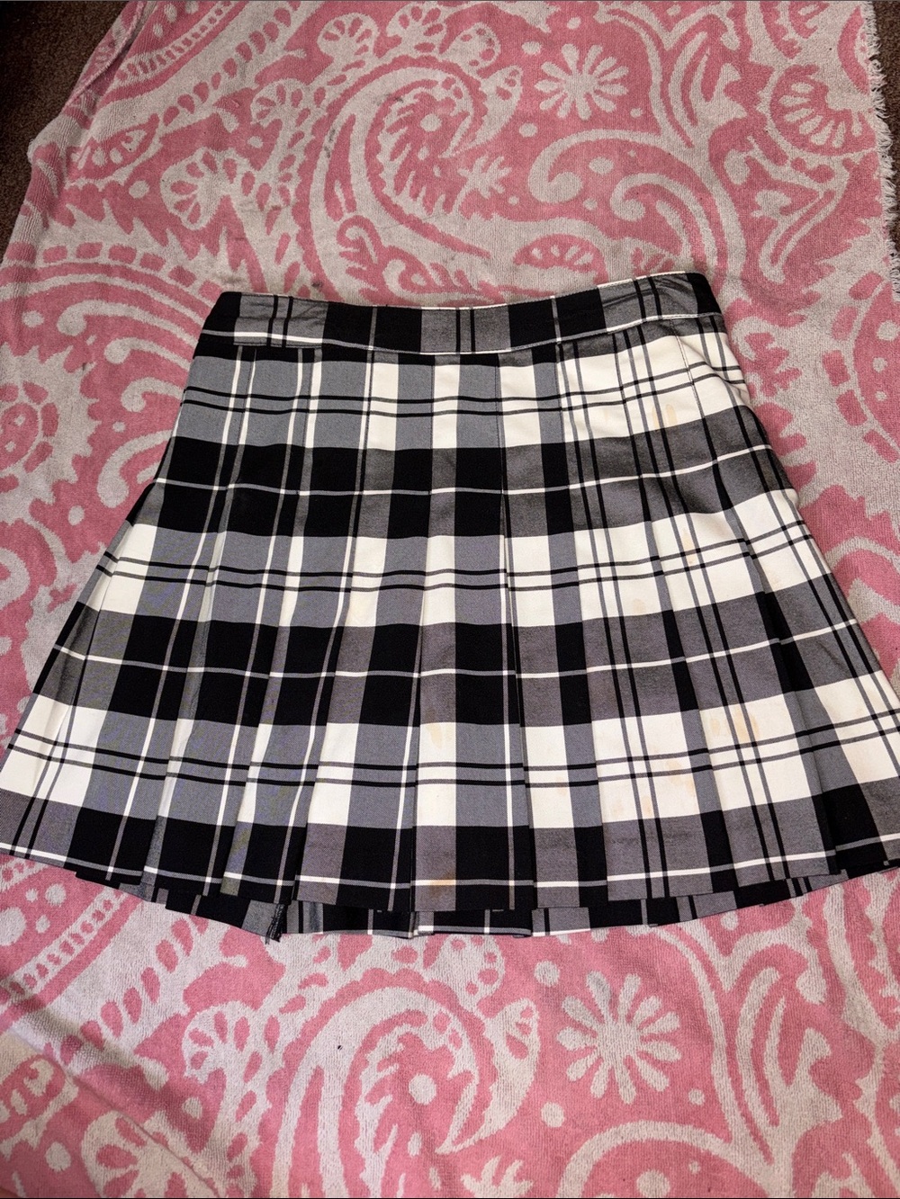 Love Tree Black and White Pleated Plaid Skater Skirt